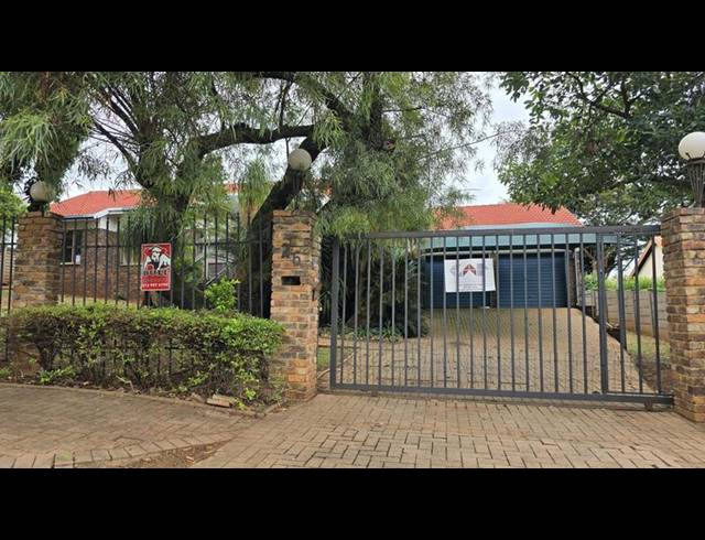 4 BEDROOM HOUSE FOR SALE IN PIERRE VAN RYNEVELD